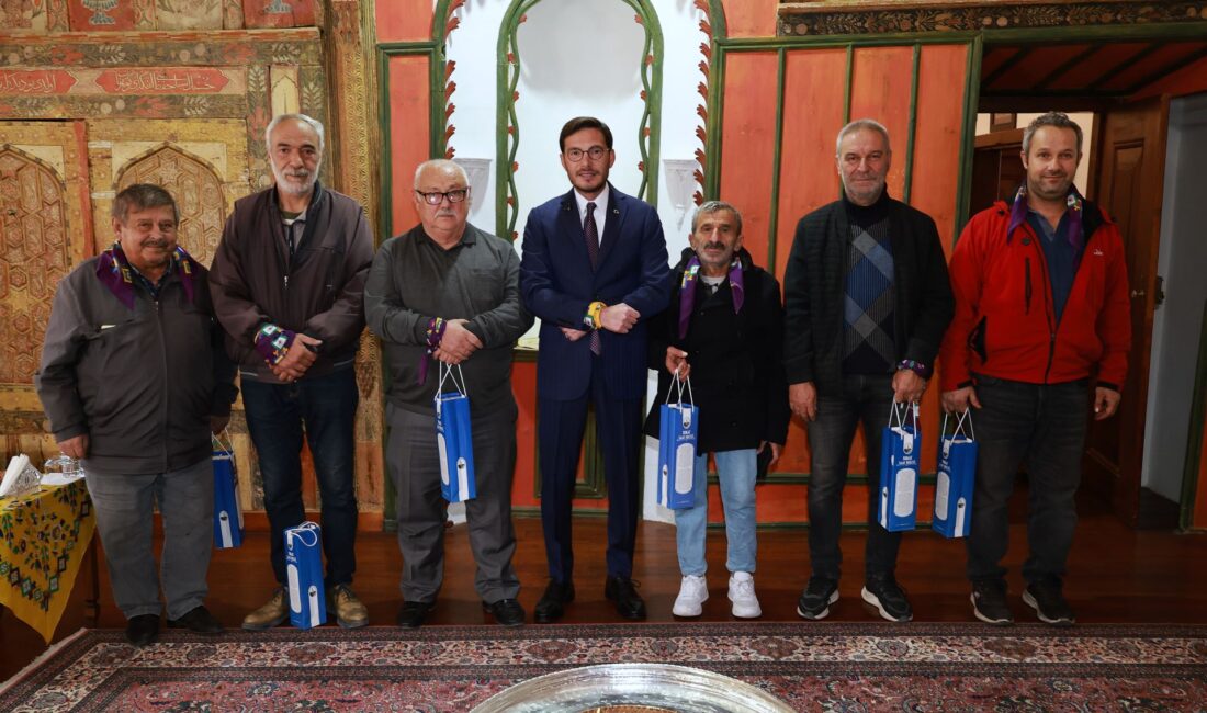 Tokat Belediyesi, uzun yıllardır açık alanlarda zorlu şartlarda çalışan ayakkabı