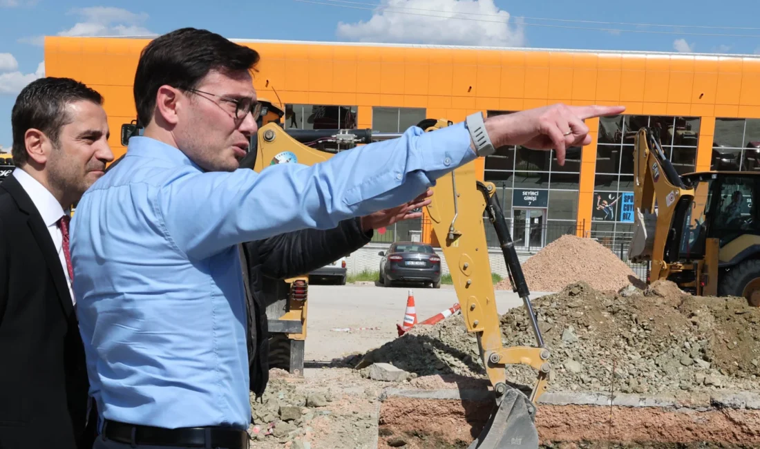 Tokat Belediyesi tarafından Sebze Meyve Toptancı Hali’nde başlatılan yenileme çalışmaları